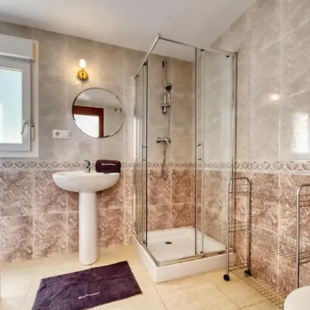 Villa Montbarbat Sleeps 6 Pool Wifi